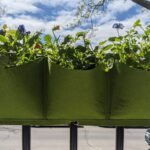 JARDINIÈRE À FINES HERBES POUR VOTRE BALCON